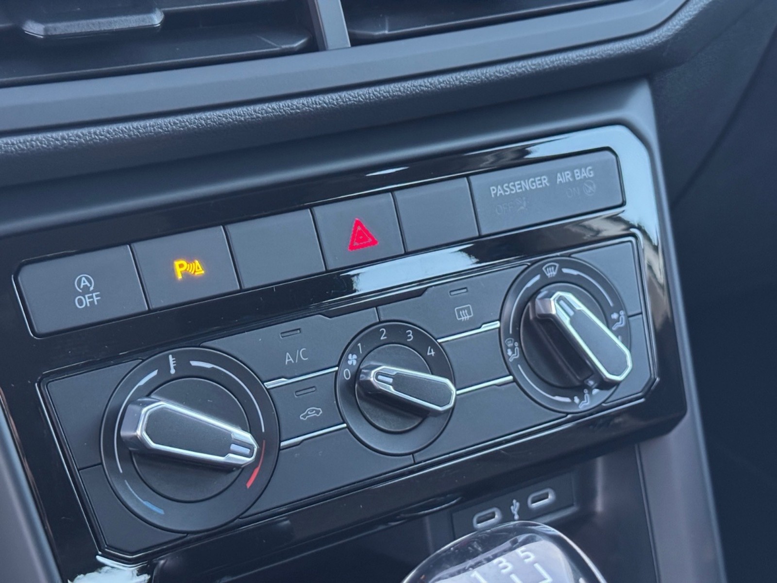 Volkswagen T-Cross 1.0 tsi style 95cv - 21