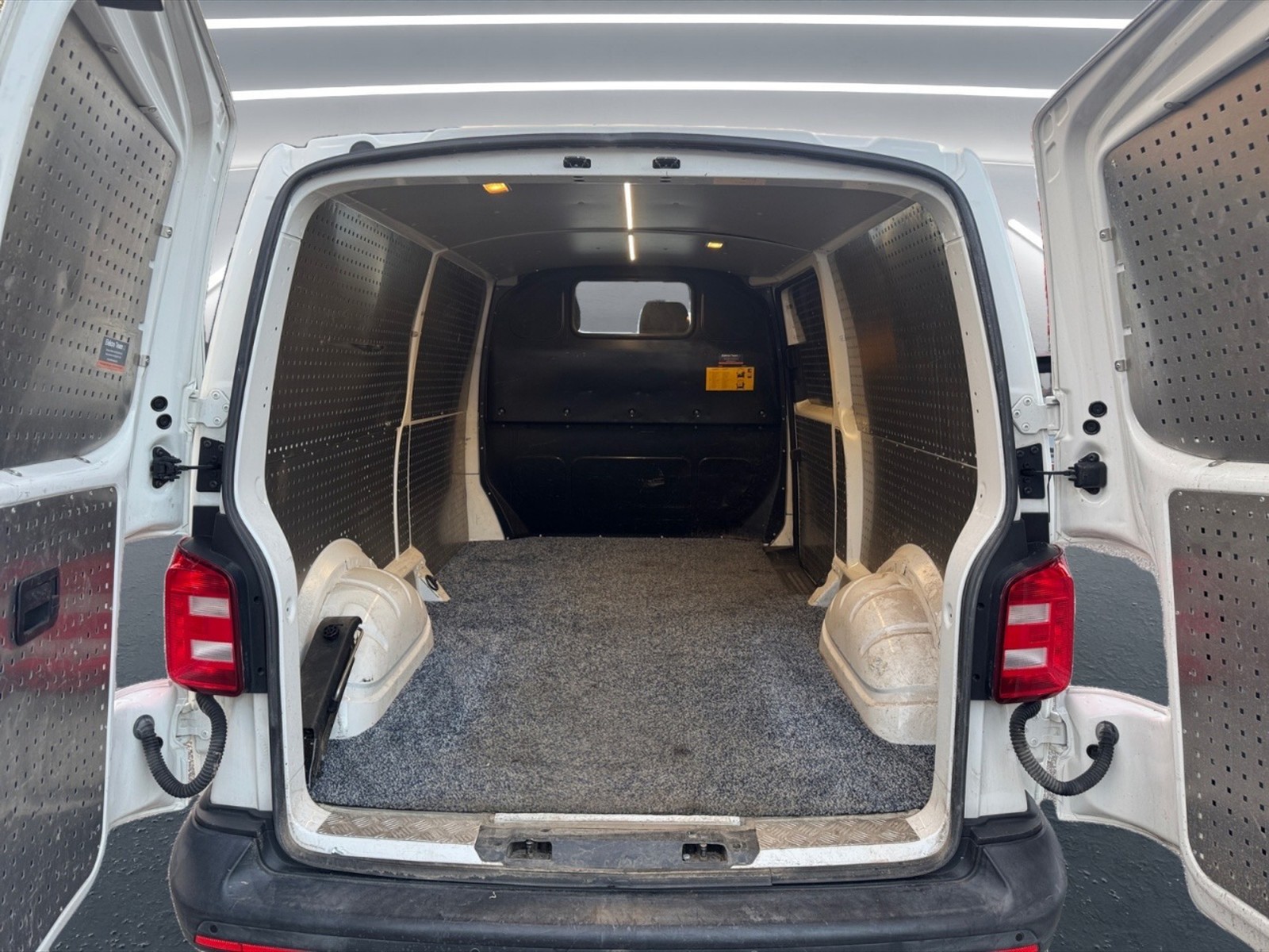 Volkswagen VIC T6 Transporter t6 28 2.0 tdi 150cv 4mot. busin. p.l. e6 - 12