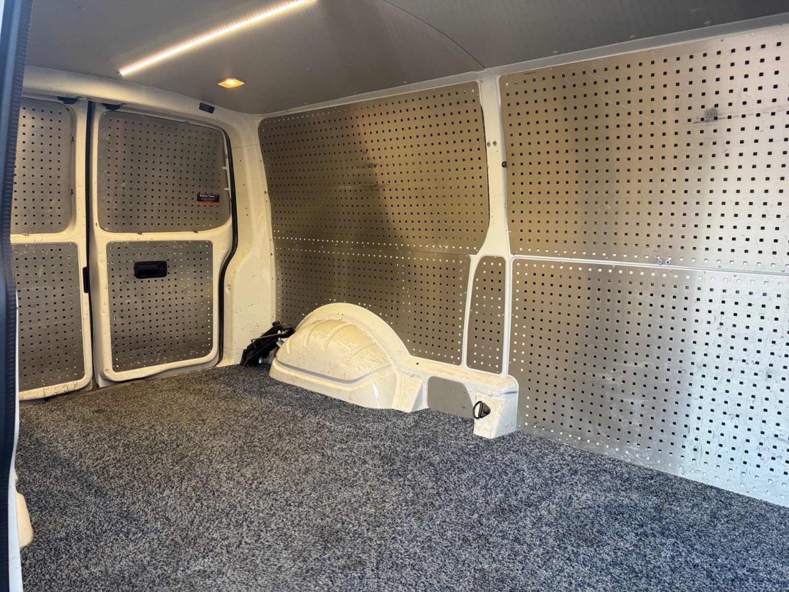 Volkswagen VIC T6 Transporter t6 28 2.0 tdi 150cv 4mot. busin. p.l. e6 - 17