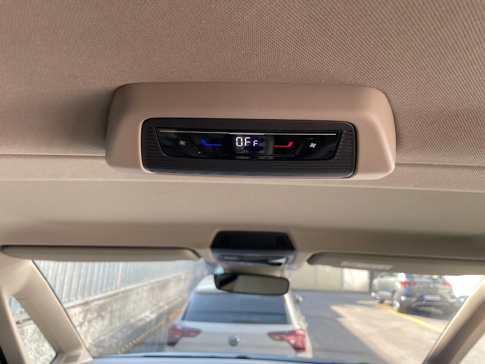 Volkswagen VIC T7 Multivan lungo 2.0 tdi life 150cv dsg 7p.ti - 16