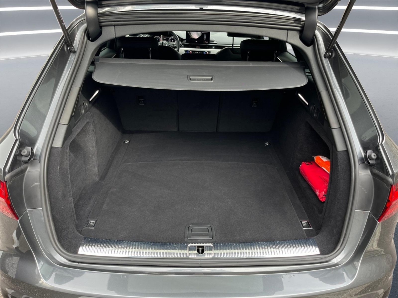 Audi A4 avant 40 2.0 tdi mhev s line edition quattro 204cv s-tronic - 11