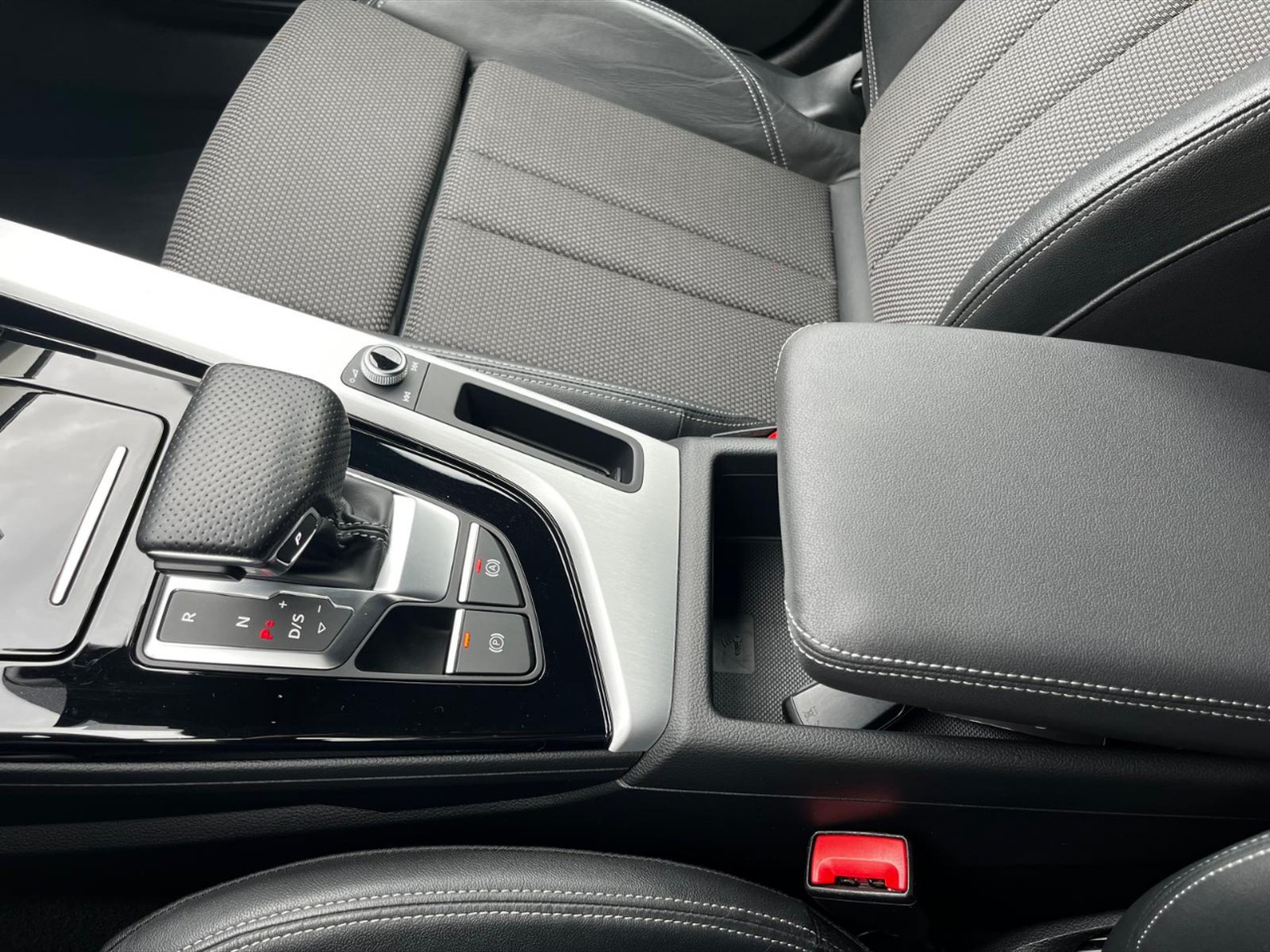 Audi A4 avant 40 2.0 tdi mhev s line edition quattro 204cv s-tronic - 24