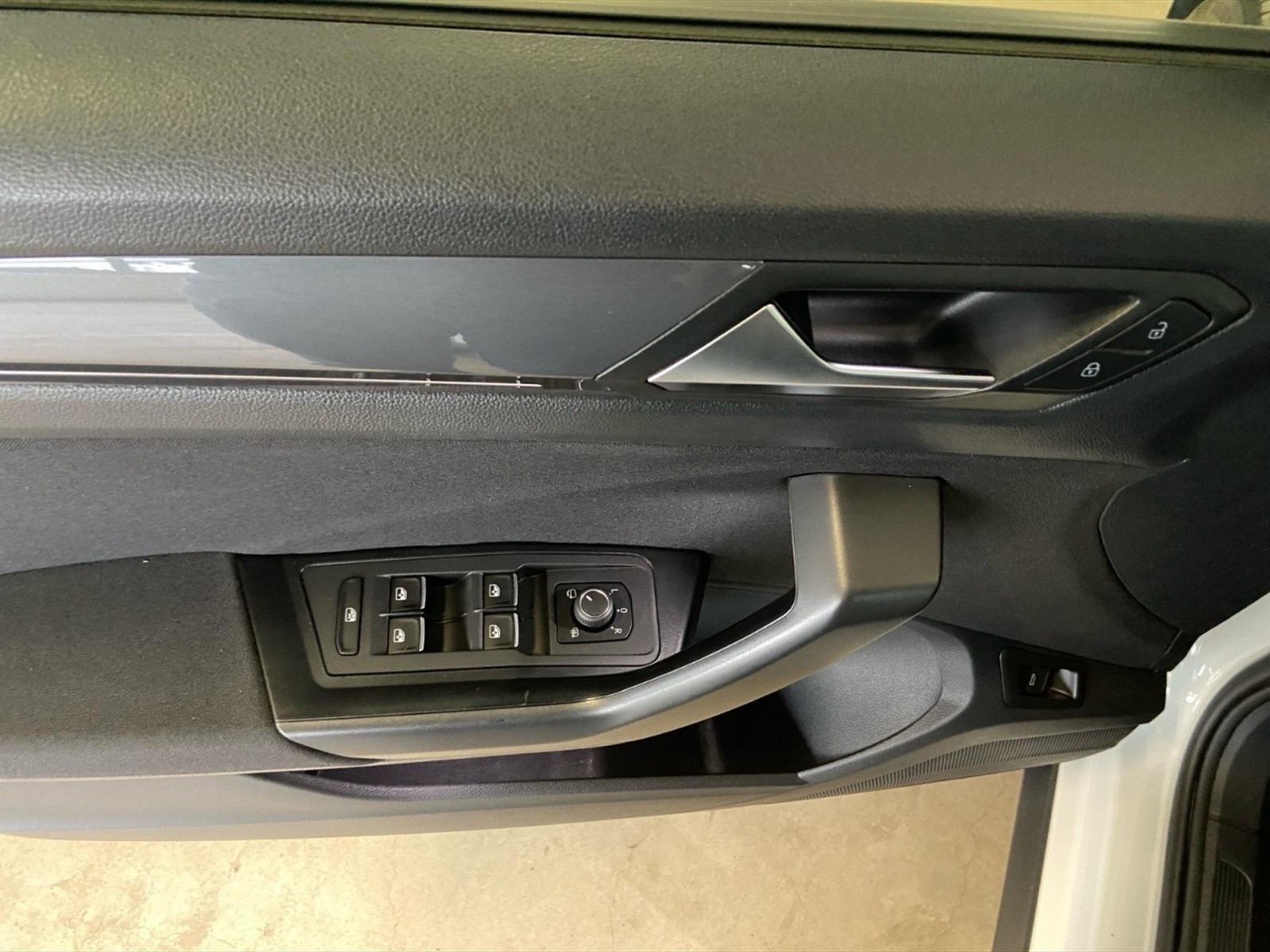 Volkswagen T-Roc 1.5 tsi sport - 15