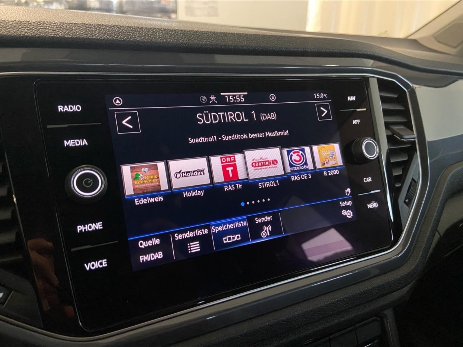 Volkswagen T-Roc 1.5 tsi sport - 23