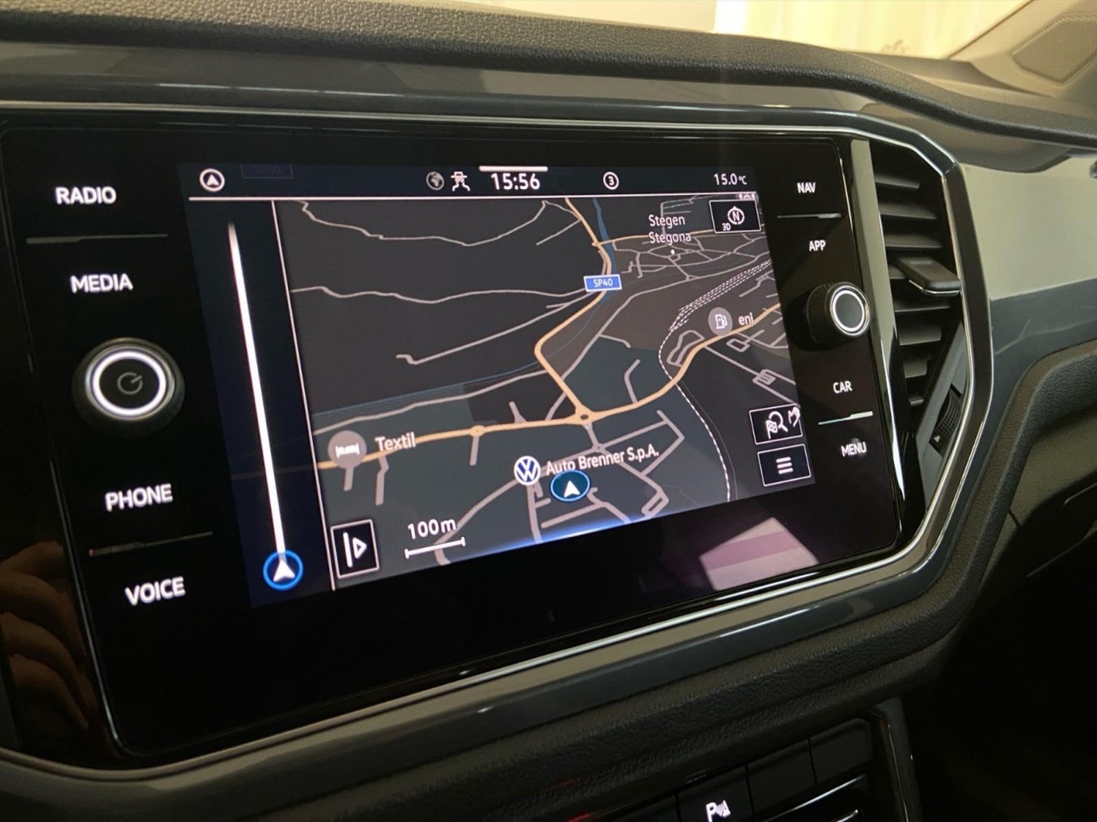 Volkswagen T-Roc 1.5 tsi sport - 26