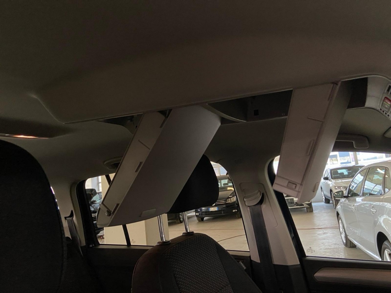 Volkswagen Touran 2.0 tdi business 122cv - 29