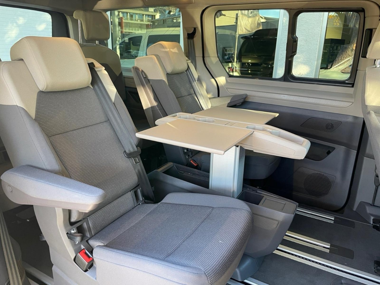 Volkswagen VIC T7 California California T7 2.0 tdi Beach 150cv DSG7 - 17