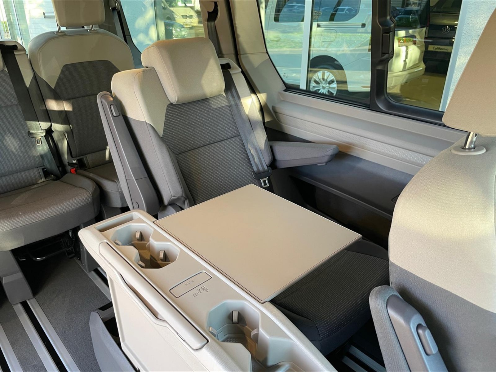 Volkswagen VIC T7 California California T7 2.0 tdi Beach 150cv DSG7 - 18