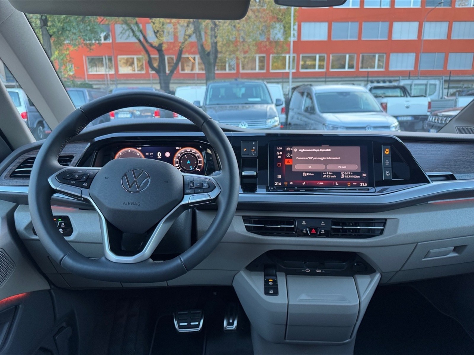 Volkswagen VIC T7 Multivan 2.0 tdi style 150cv dsg 7p.ti - 7