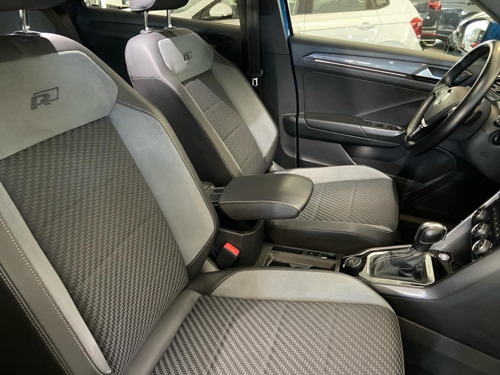 Volkswagen T-Roc 2.0 tdi advanced 4motion dsg - 9