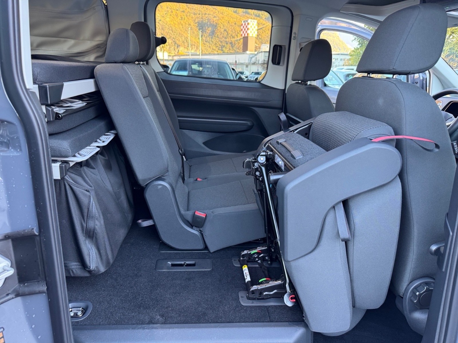 Volkswagen Caddy california 2.0 tdi 122cv dsg7 - 21