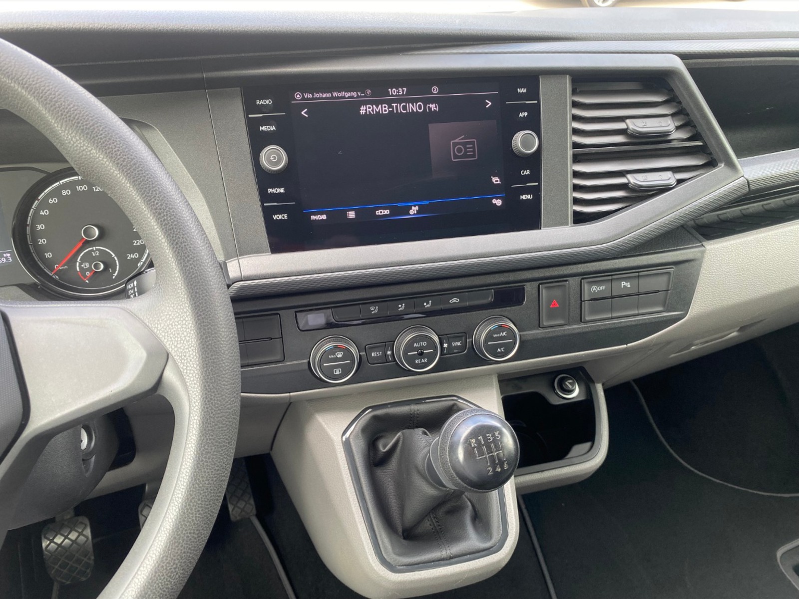 Volkswagen T6.1 Caravelle t6.1 2.0 tdi 150cv comfortline p.c. - 19