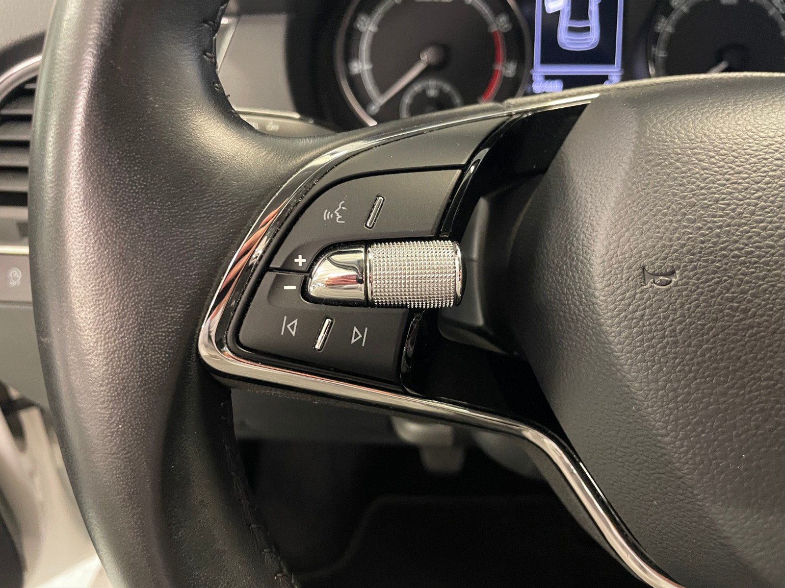 Skoda Fabia 1.0 mpi ambition 75cv - 18