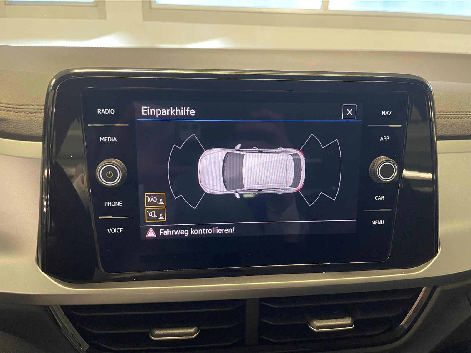 Volkswagen T-Roc 1.5 tsi life dsg - 16