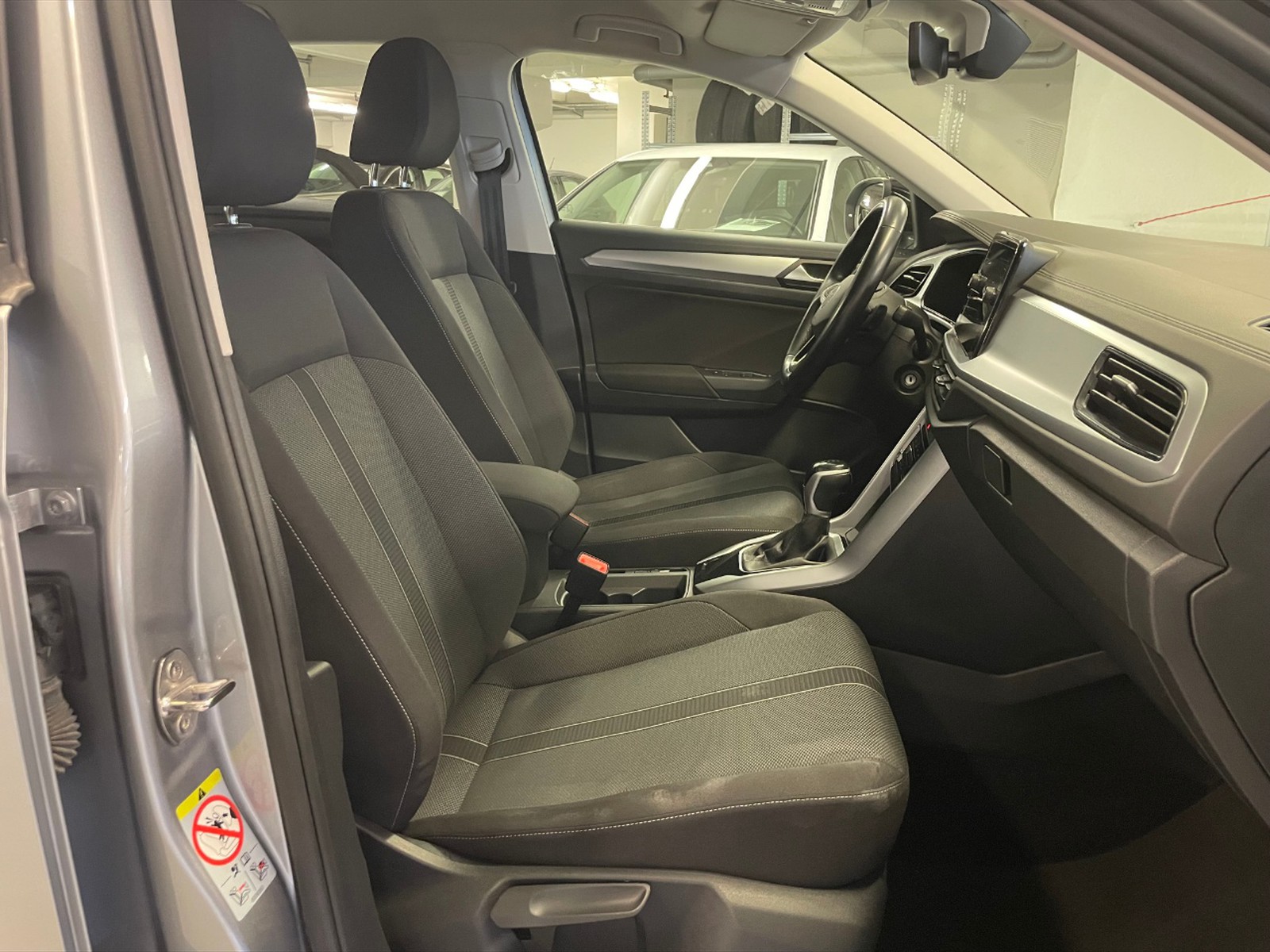 Volkswagen T-Roc 1.5 tsi life dsg - 9