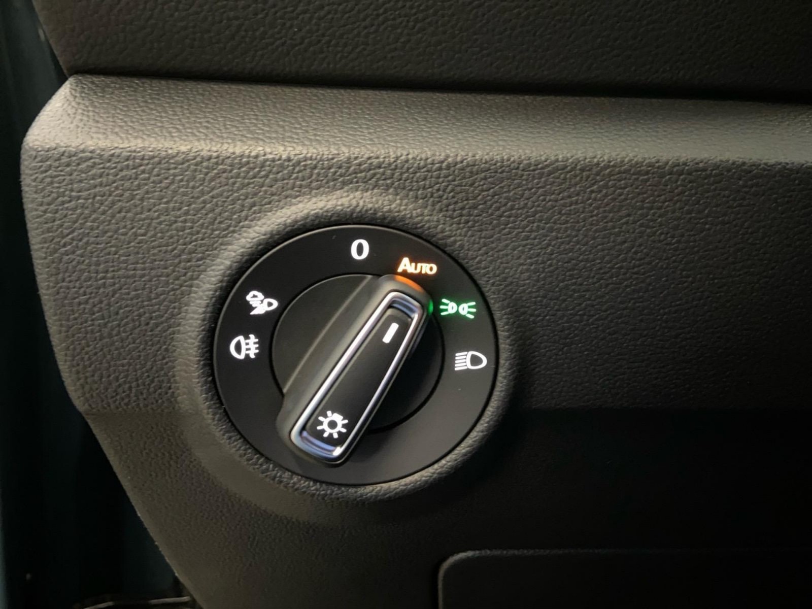 Volkswagen T-Roc 1.5 tsi r-line - 15