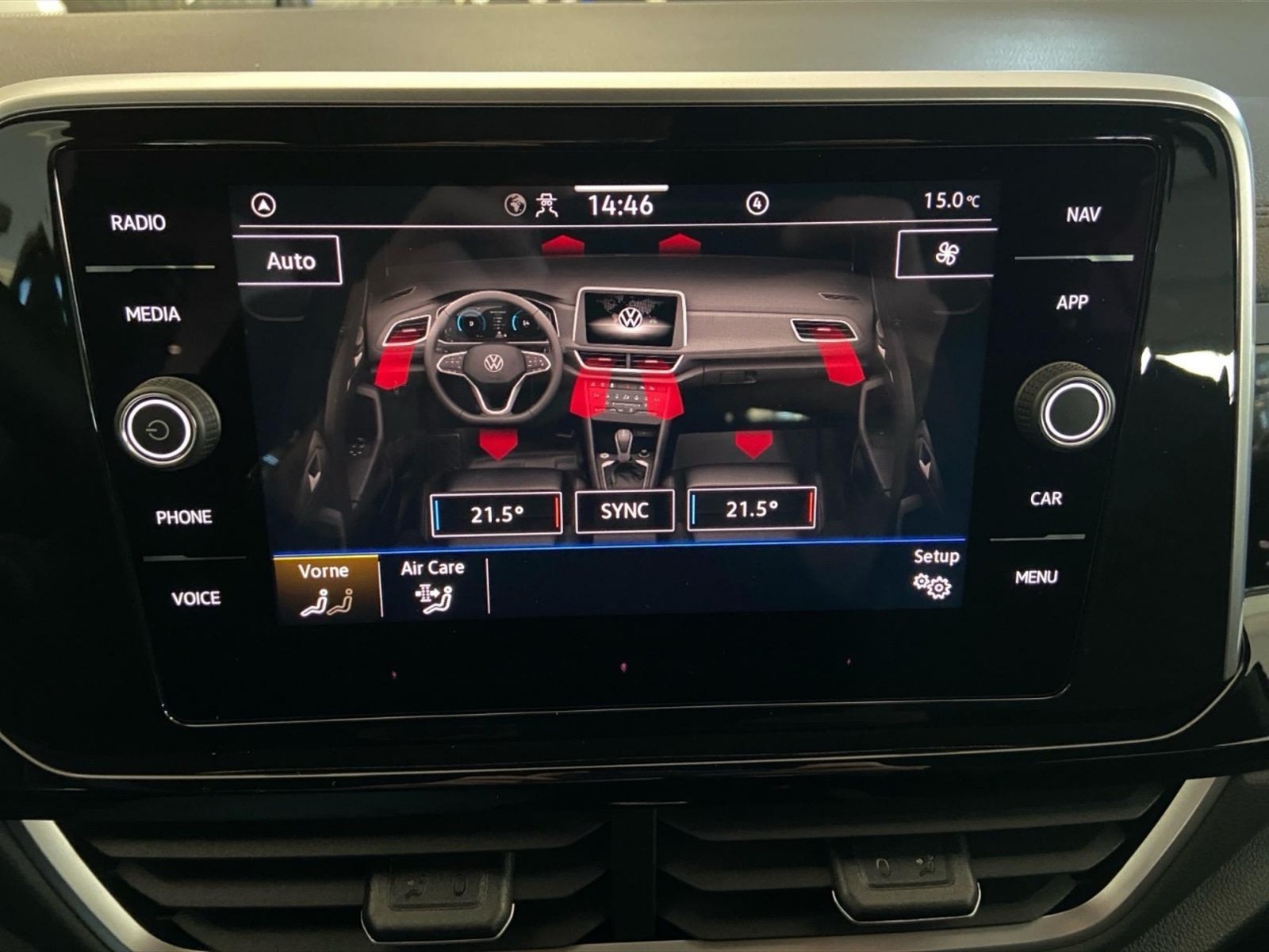 Volkswagen T-Roc 1.5 tsi r-line - 23