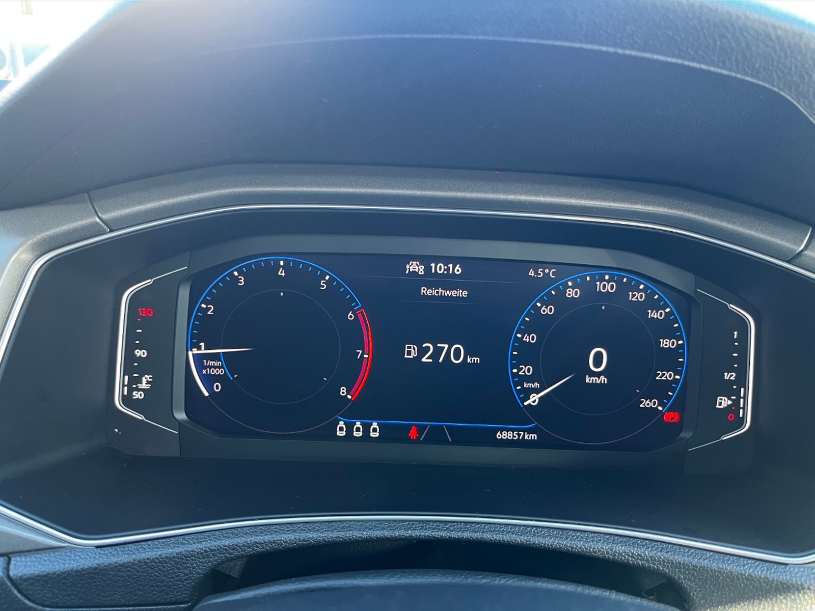 Volkswagen T-Roc 1.0 tsi style 110cv - 12