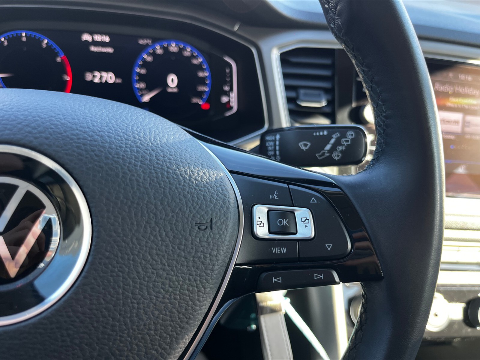 Volkswagen T-Roc 1.0 tsi style 110cv - 14