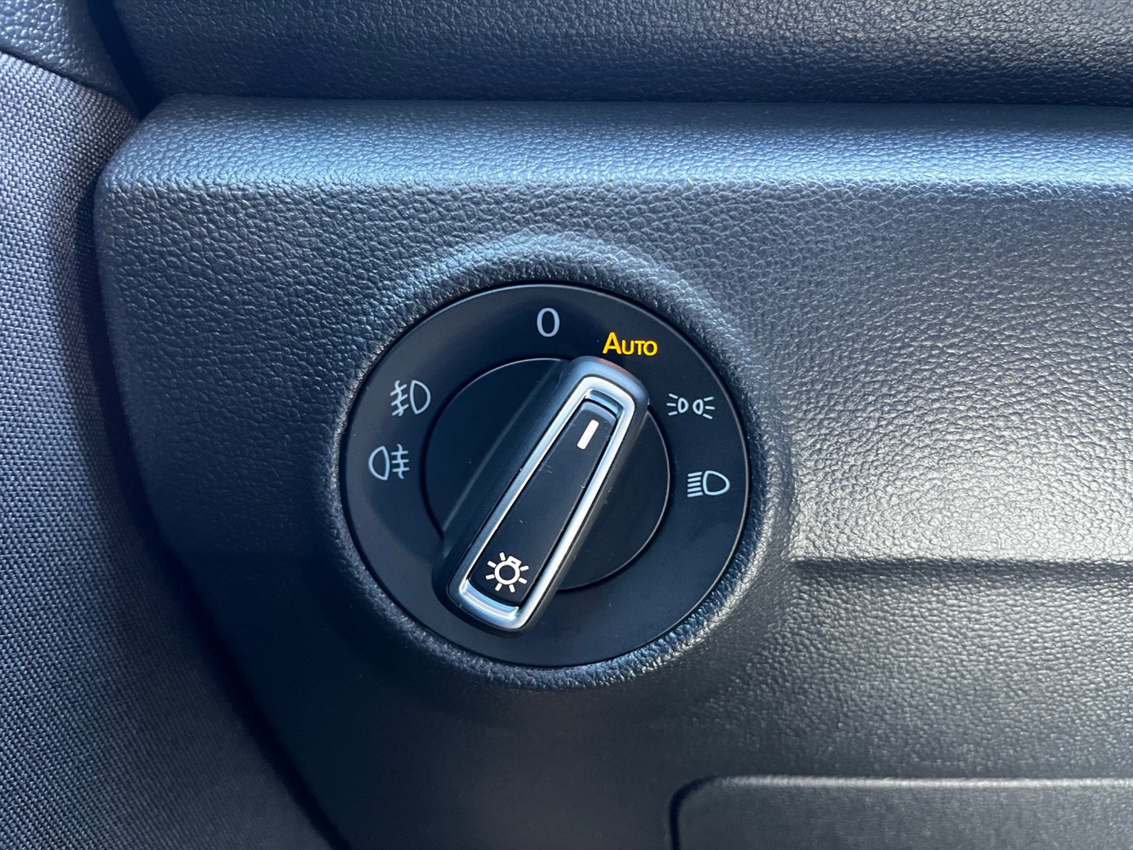 Volkswagen T-Roc 1.0 tsi style 110cv - 24