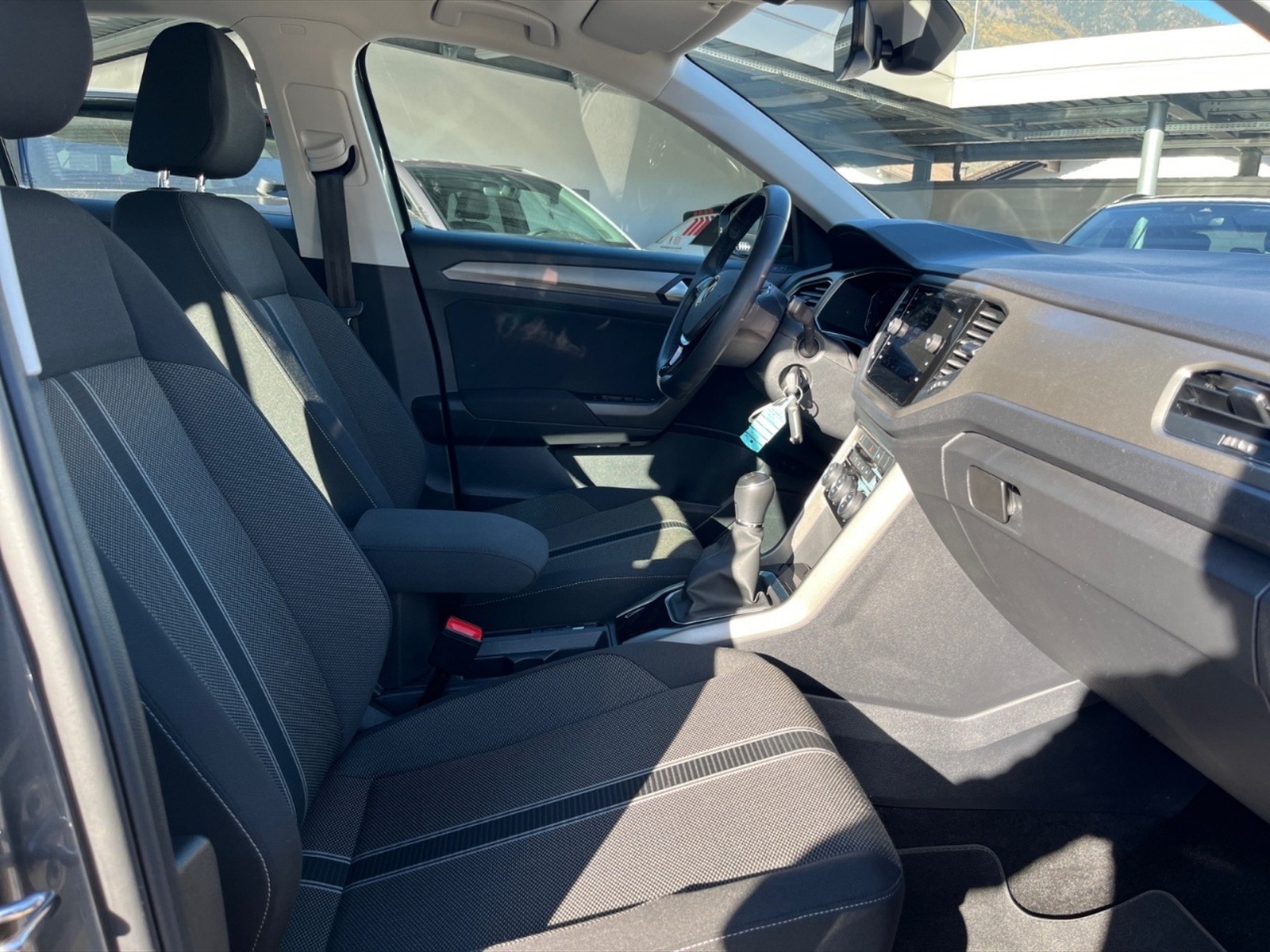 Volkswagen T-Roc 1.0 tsi style 110cv - 8