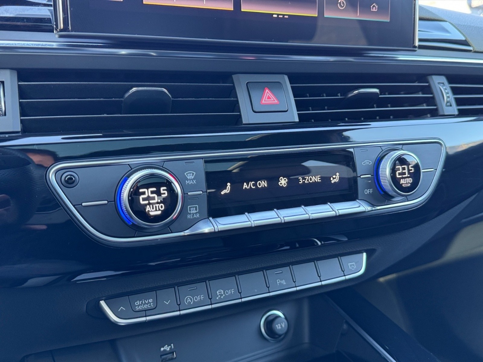 Audi A4 avant 40 2.0 tfsi mhev s line edition quattro 204cv s-tronic - 22