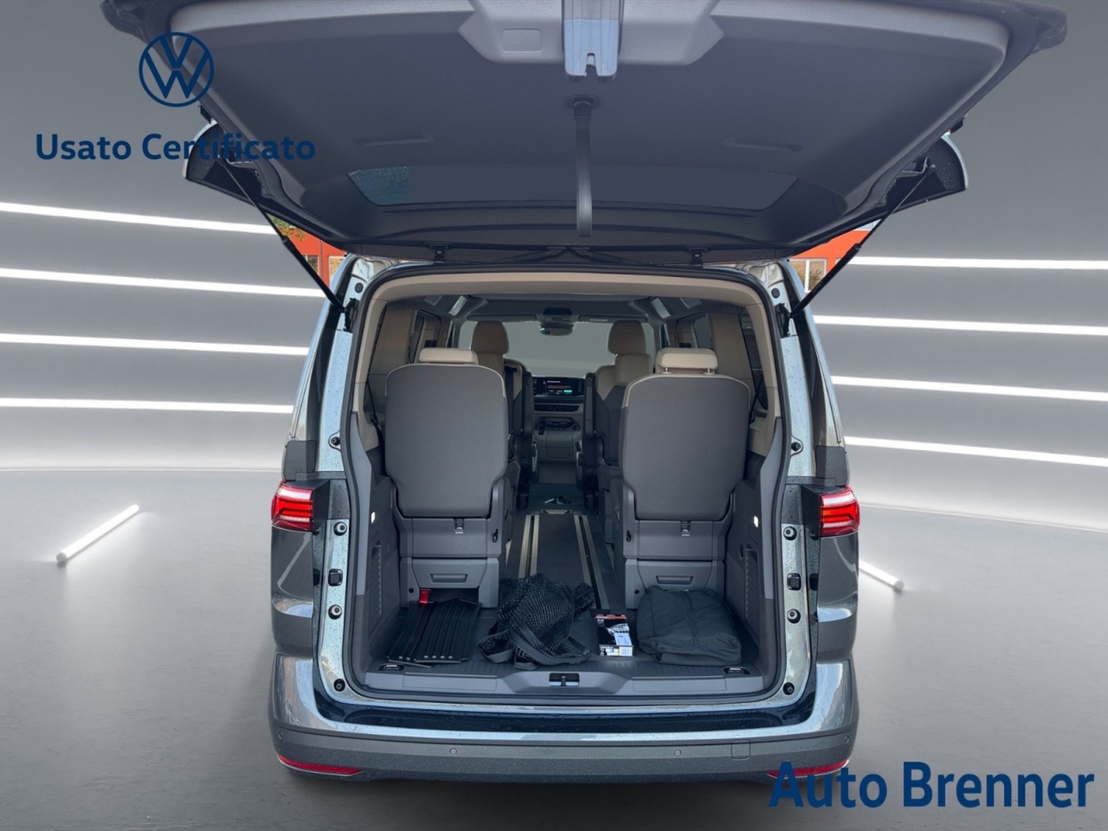 Volkswagen T7 California California T7 2.0 tdi Beach 150cv DSG7 - 12