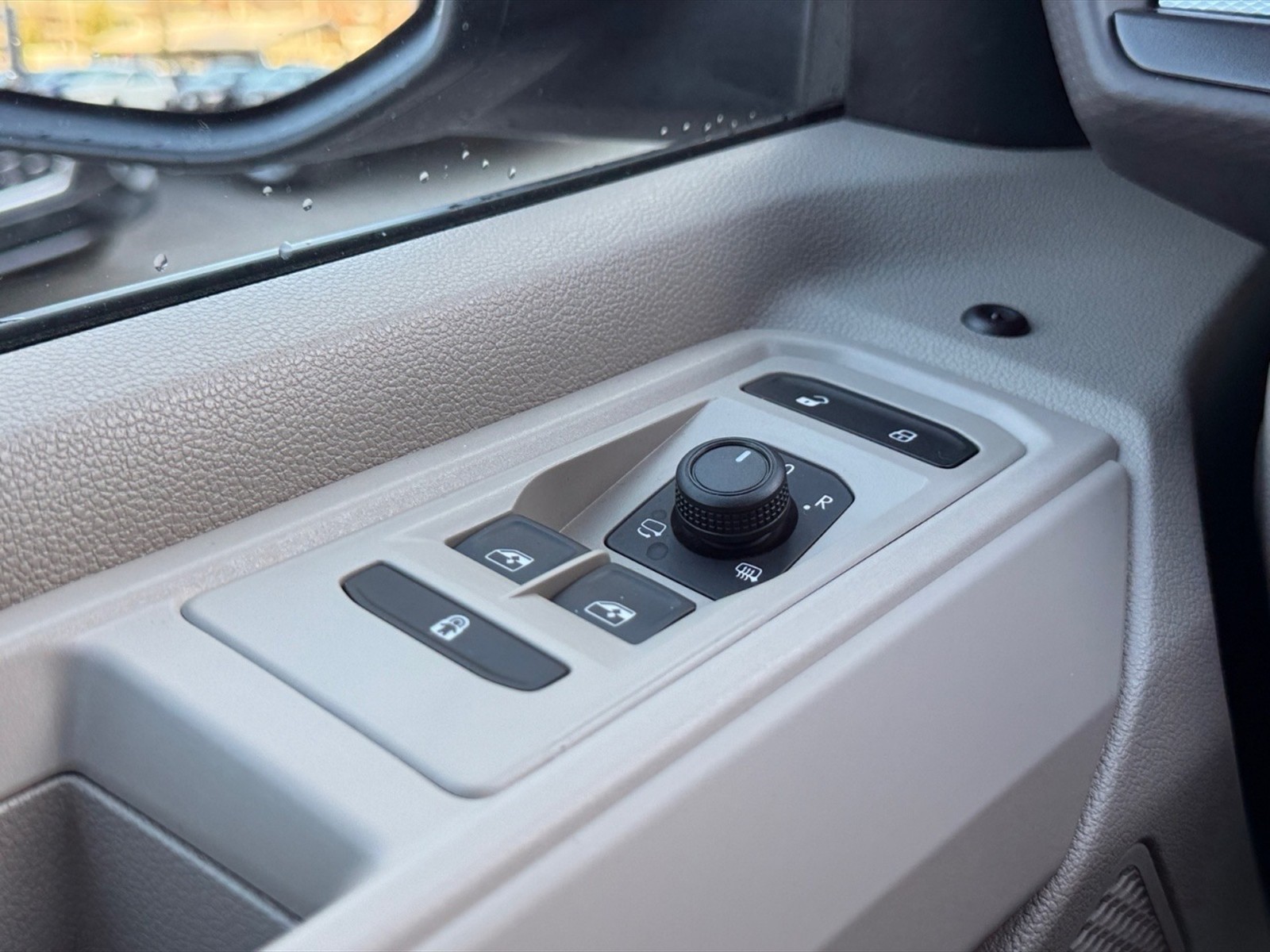 Volkswagen T7 California California T7 2.0 tdi Beach 150cv DSG7 - 17