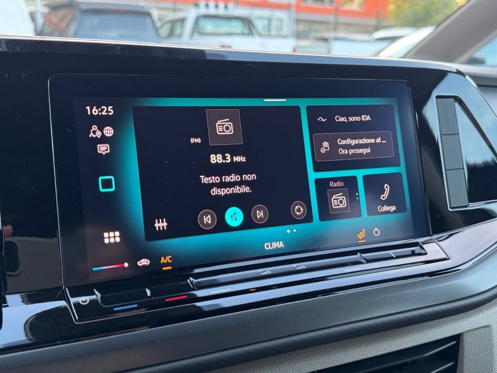 Volkswagen T7 California California T7 2.0 tdi Beach 150cv DSG7 - 19