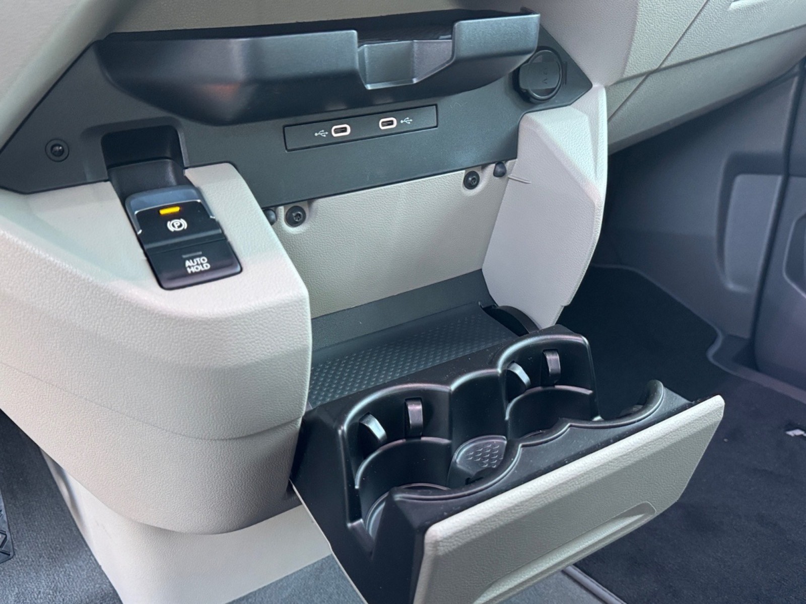 Volkswagen T7 California California T7 2.0 tdi Beach 150cv DSG7 - 24