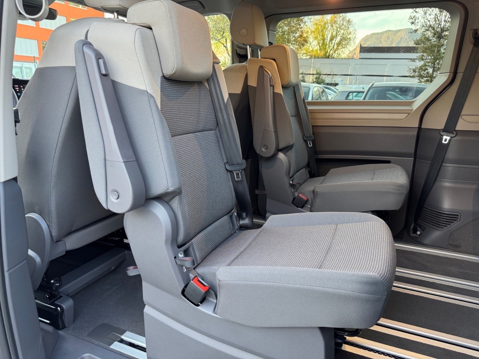 Volkswagen T7 California California T7 2.0 tdi Beach 150cv DSG7 - 25