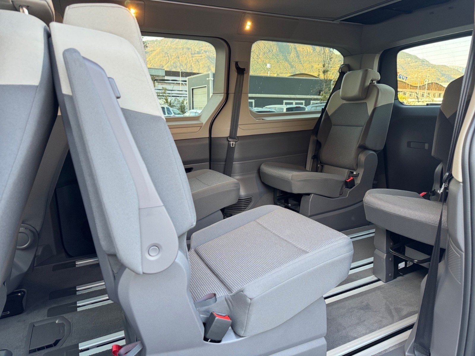 Volkswagen T7 California California T7 2.0 tdi Beach 150cv DSG7 - 26