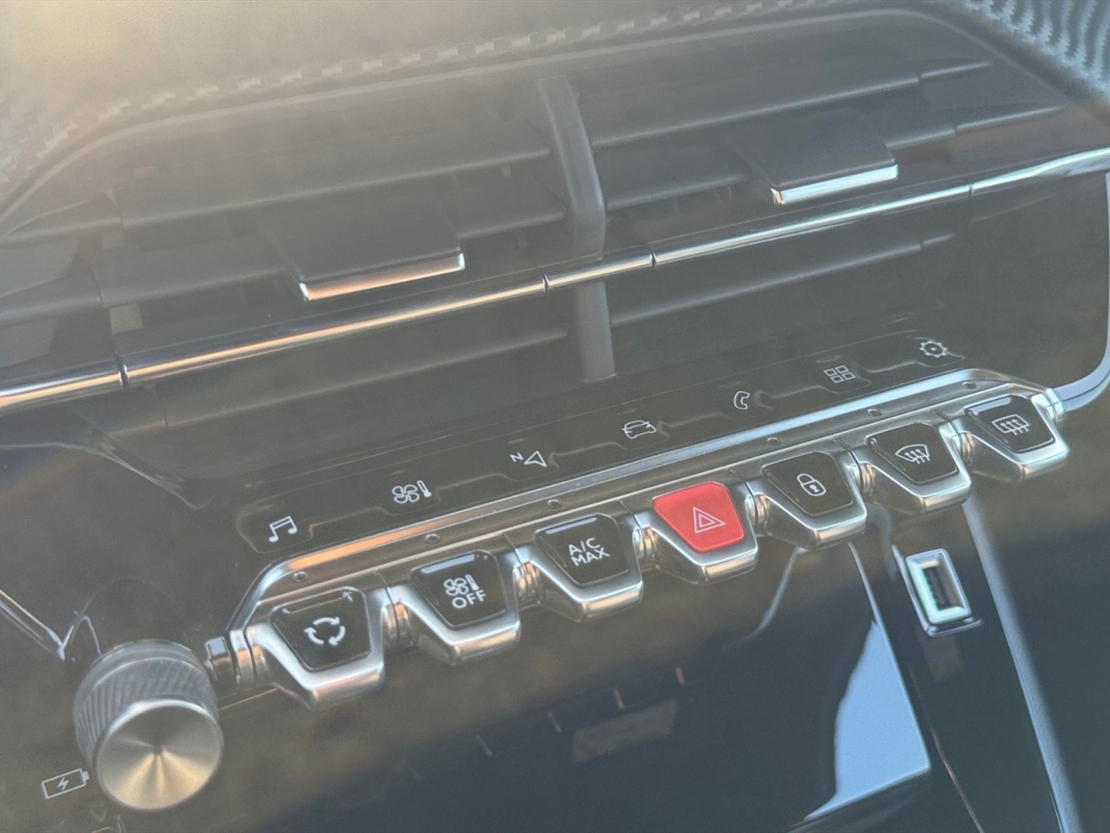 Peugeot 2008 1.5 bluehdi gt s&s 130cv eat8 - 18