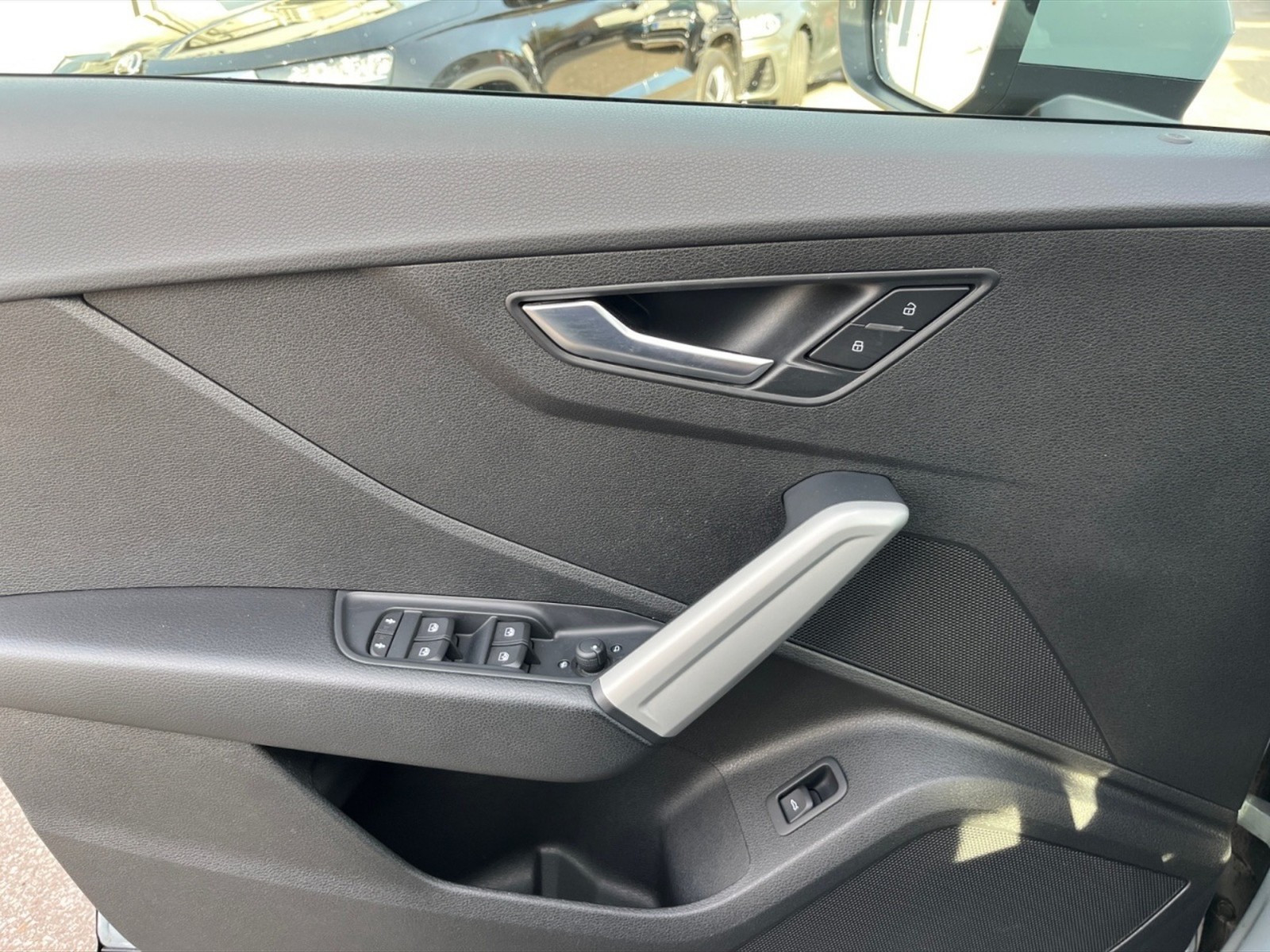 Audi Q2 35 2.0 tdi admired quattro s-tronic - 24