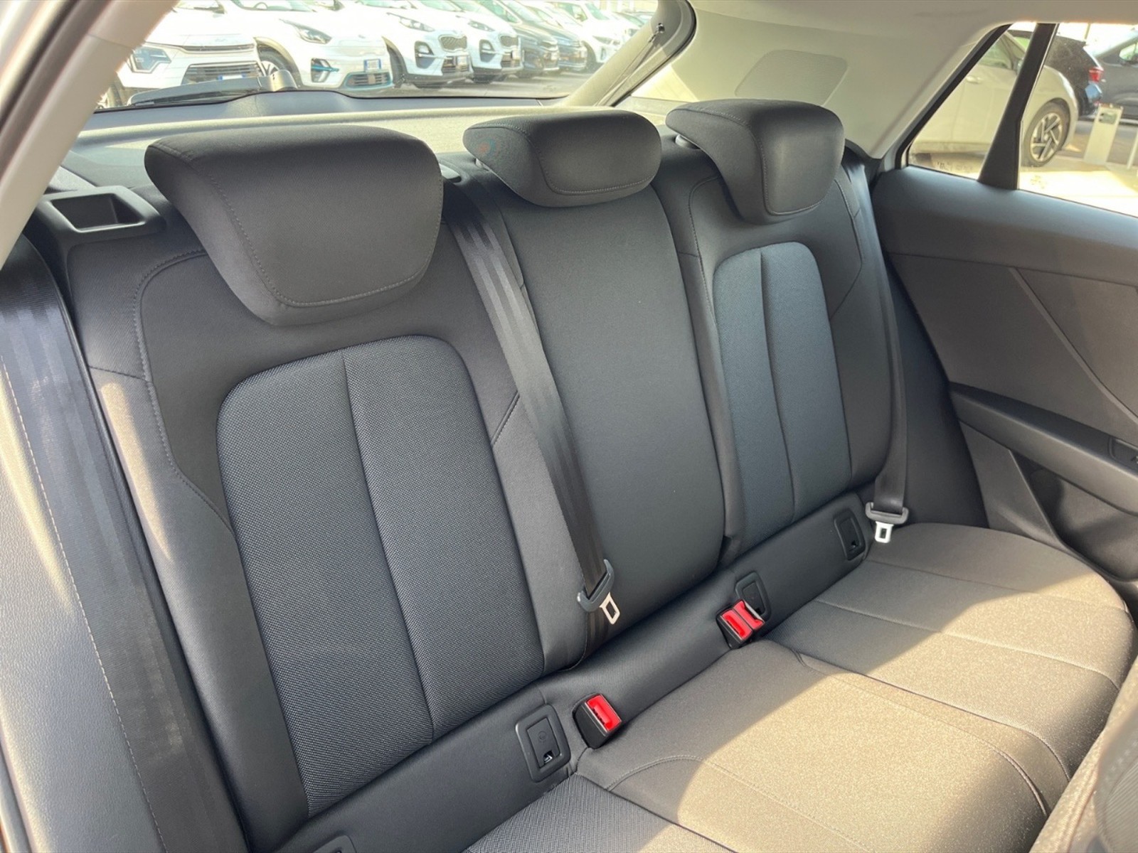 Audi Q2 35 2.0 tdi admired quattro s-tronic - 9