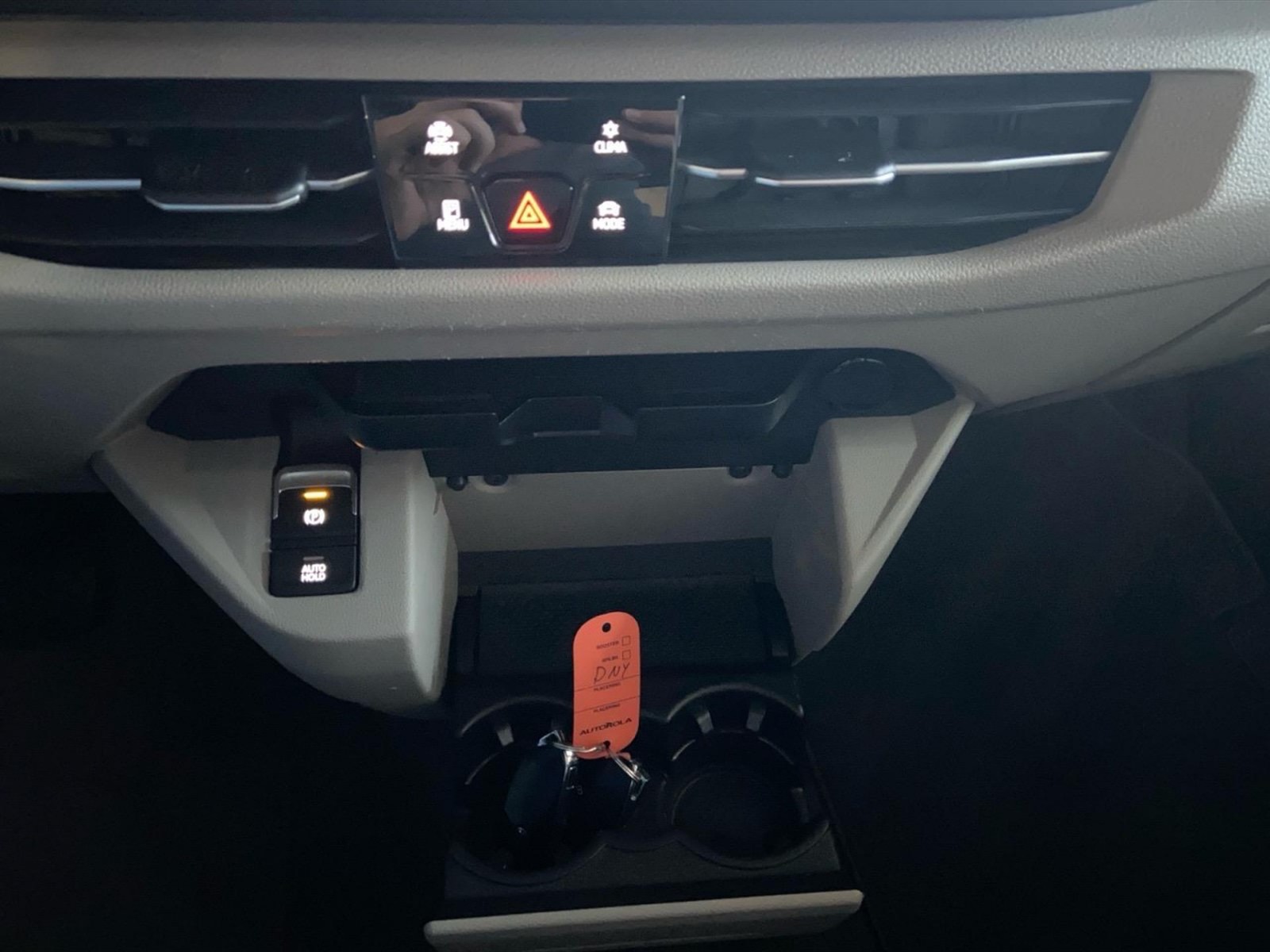 Volkswagen T7 Multivan 1.4 tsi eh life dsg 7p.ti - 19