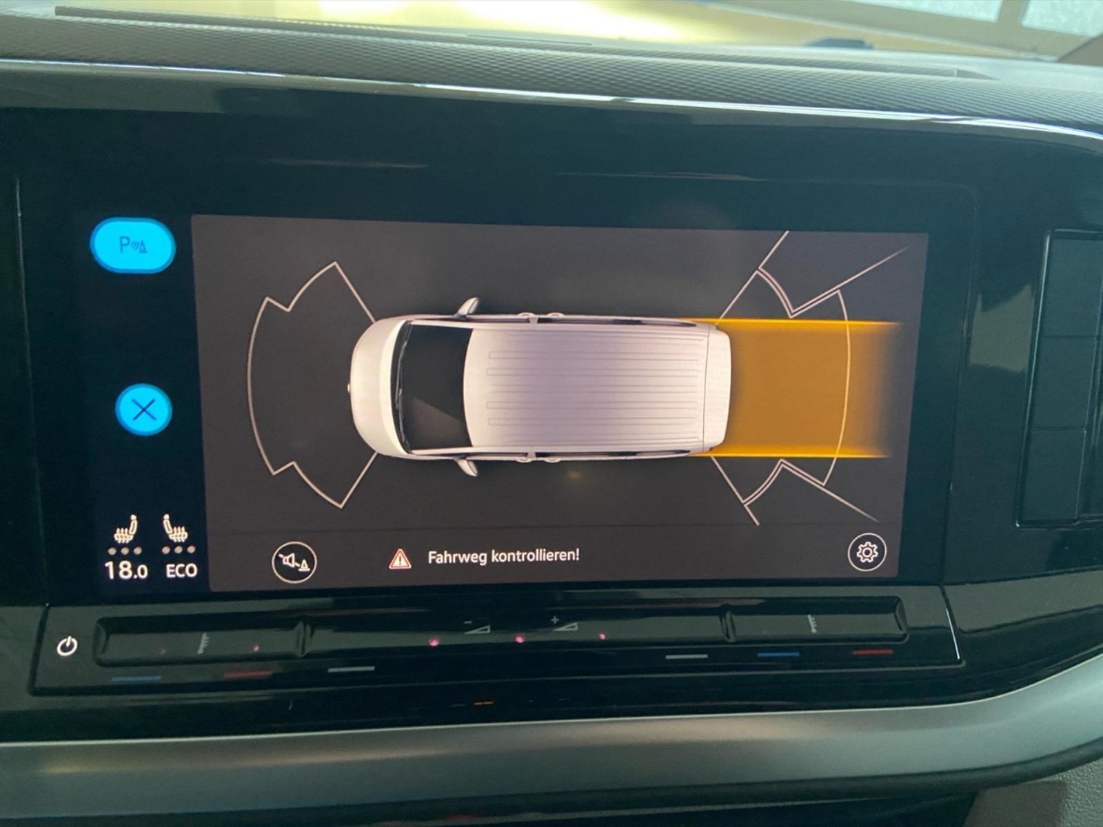 Volkswagen T7 Multivan 1.4 tsi eh life dsg 7p.ti - 25