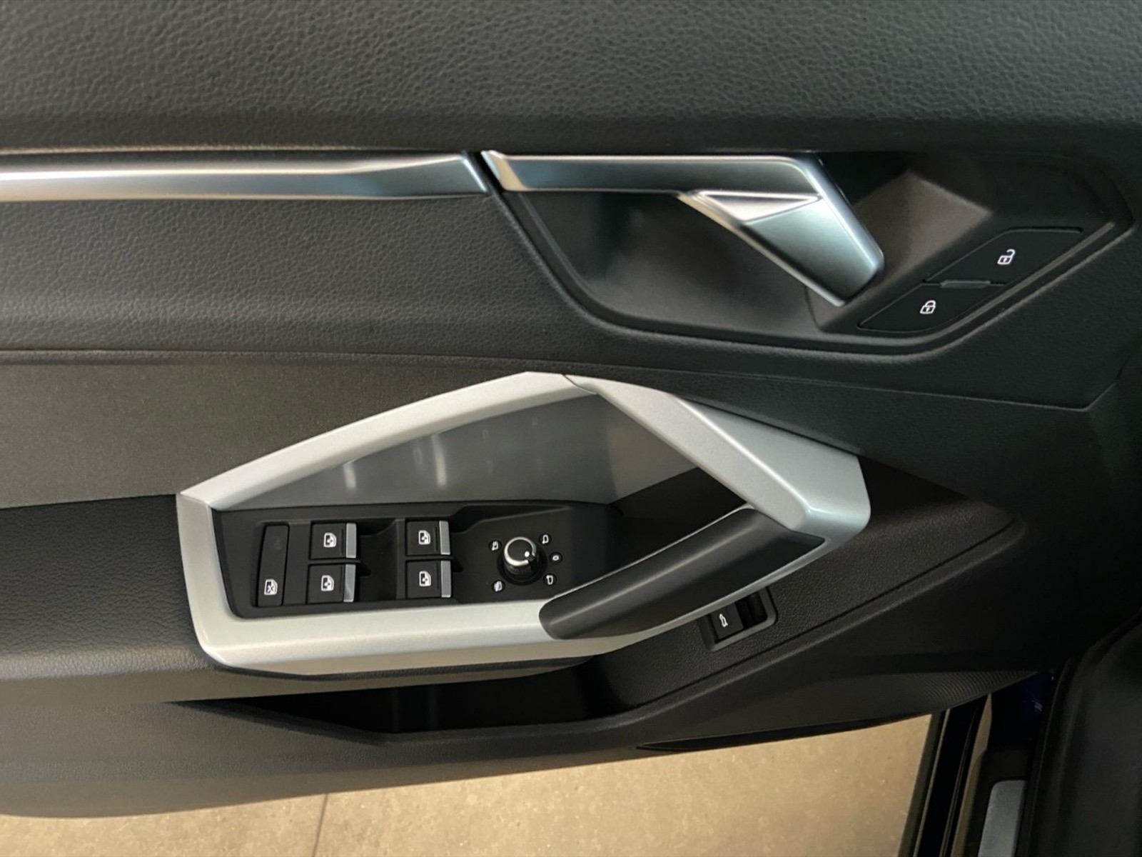 Audi Q3 40 2.0 tdi business advanced quattro 200cv s-tronic - 13