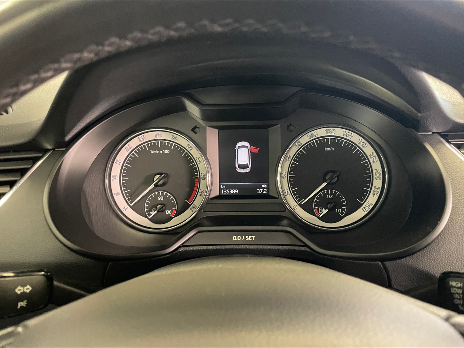 Skoda Octavia wagon 1.6 tdi ambition 115cv - 12