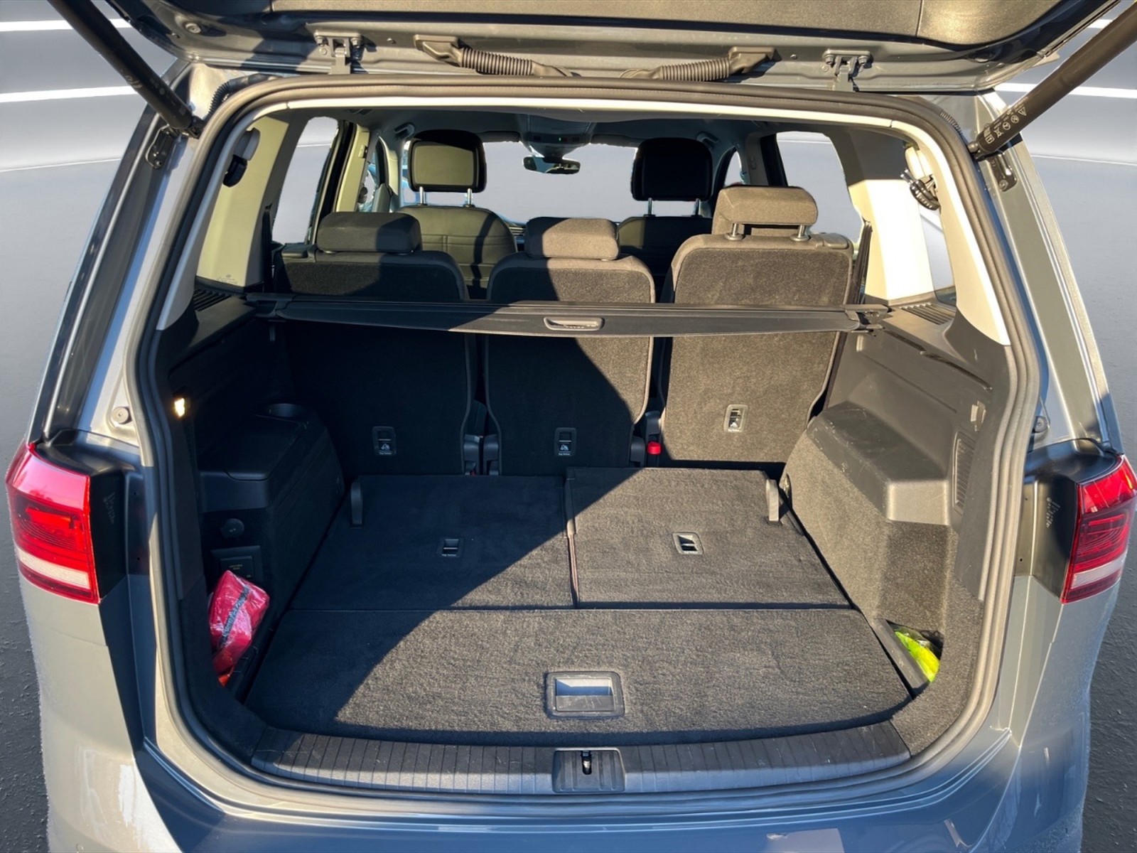 Volkswagen Touran 2.0 tdi executive dsg - 12