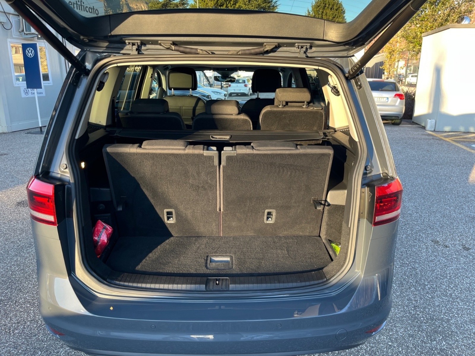 Volkswagen Touran 2.0 tdi executive dsg - 13