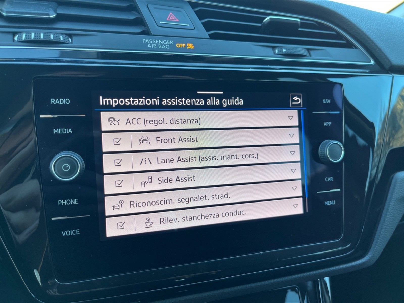 Volkswagen Touran 2.0 tdi executive dsg - 21