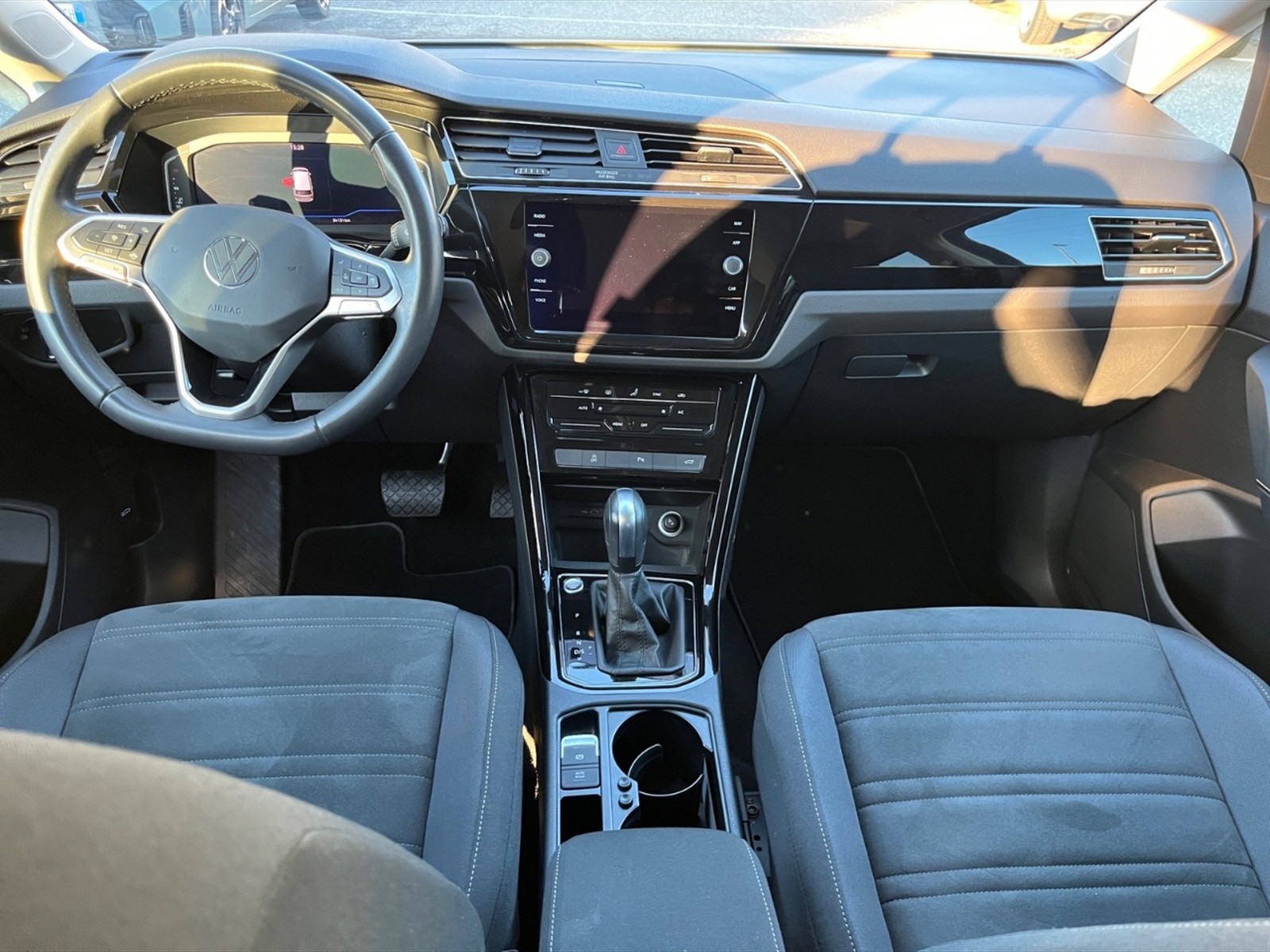 Volkswagen Touran 2.0 tdi executive dsg - 7