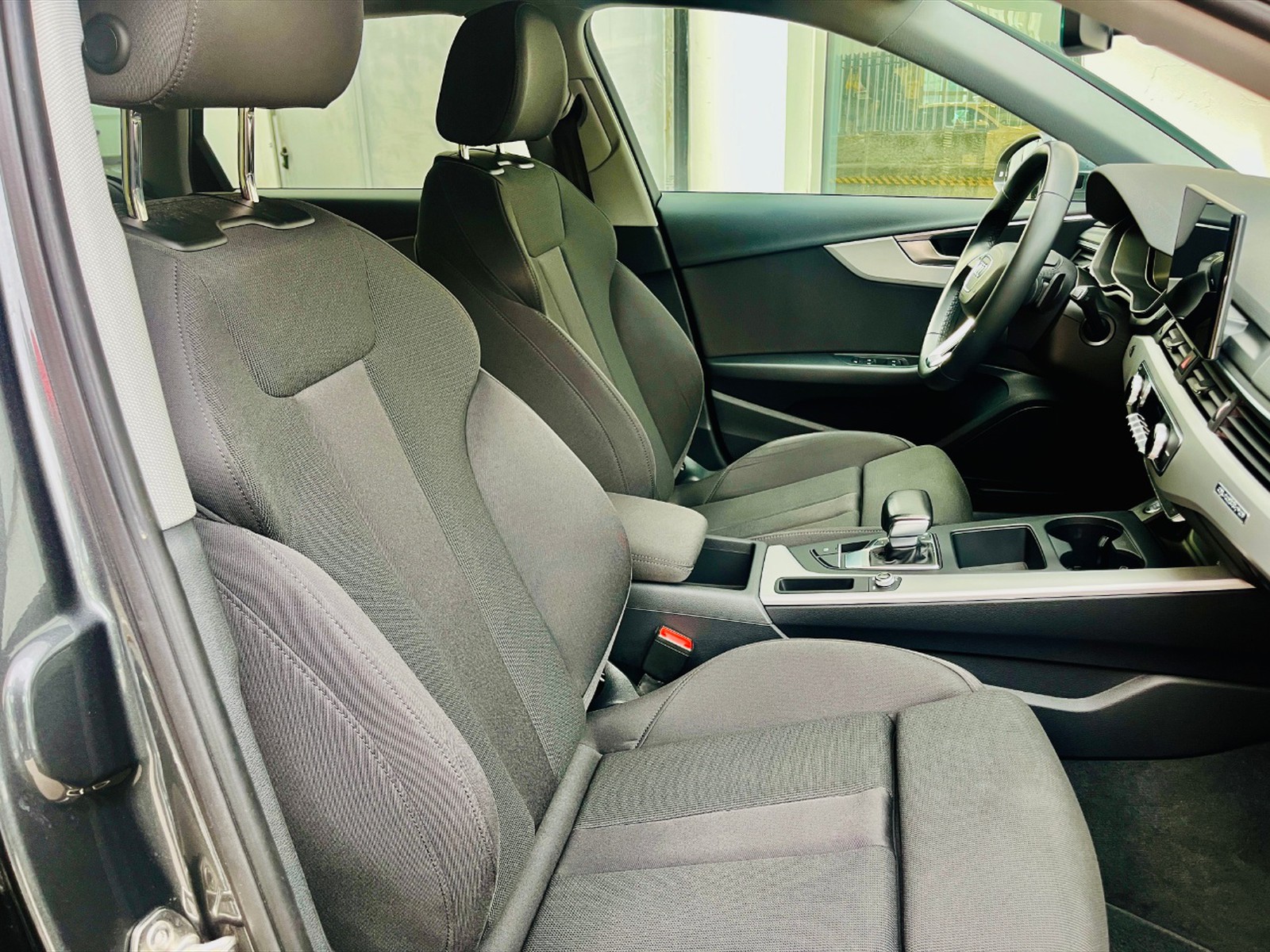 Audi A4 avant 40 2.0 tfsi mhev s line edition quattro 204cv s-tronic - 9