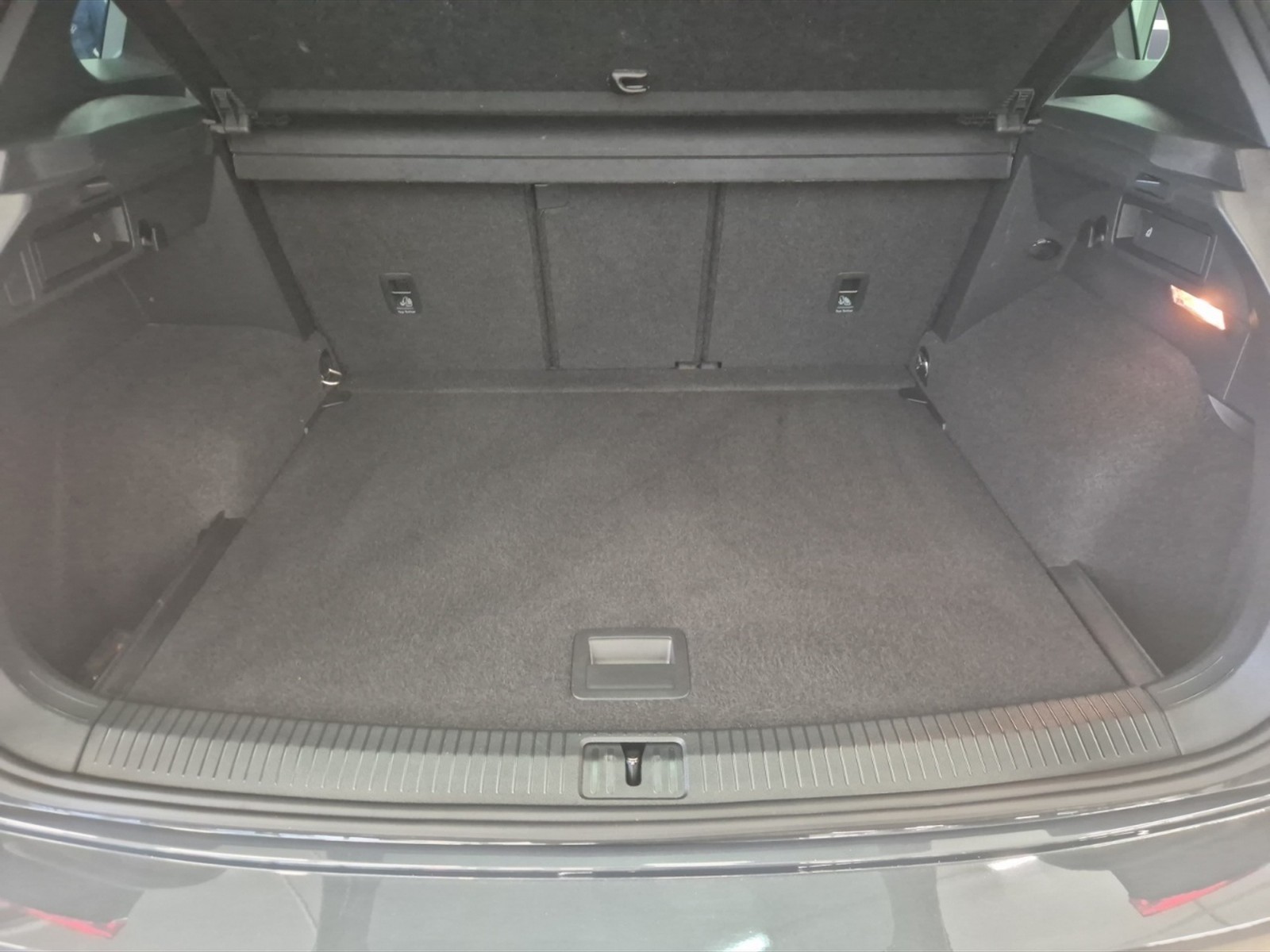 Volkswagen Tiguan 2.0 tdi r-line 4motion 200cv dsg - 12