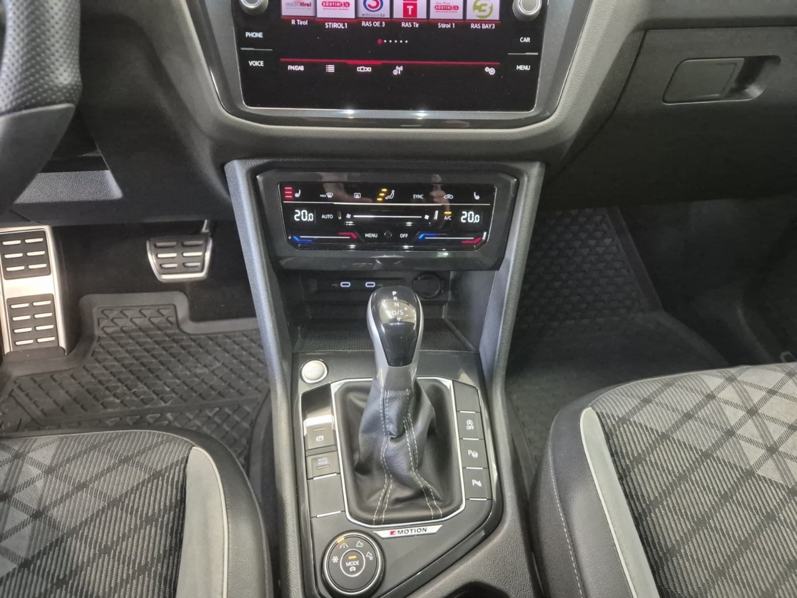 Volkswagen Tiguan 2.0 tdi r-line 4motion 200cv dsg - 19