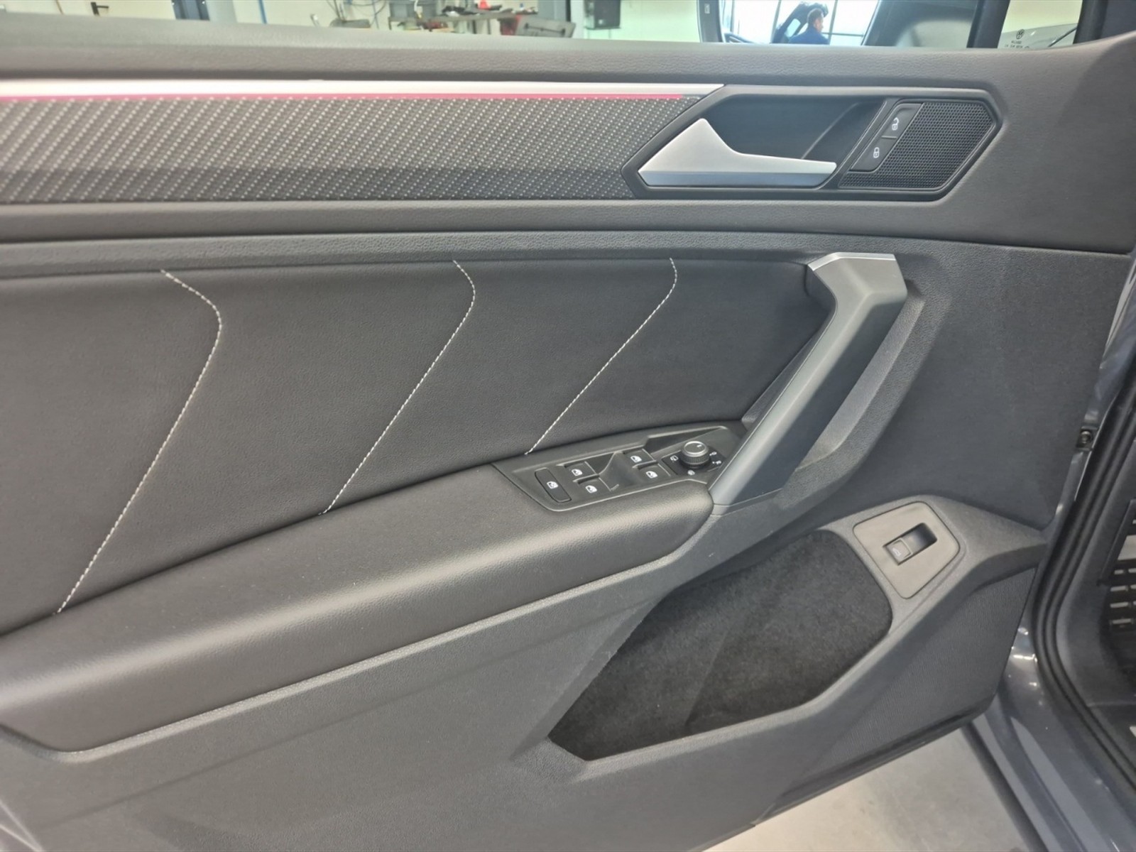 Volkswagen Tiguan 2.0 tdi r-line 4motion 200cv dsg - 21