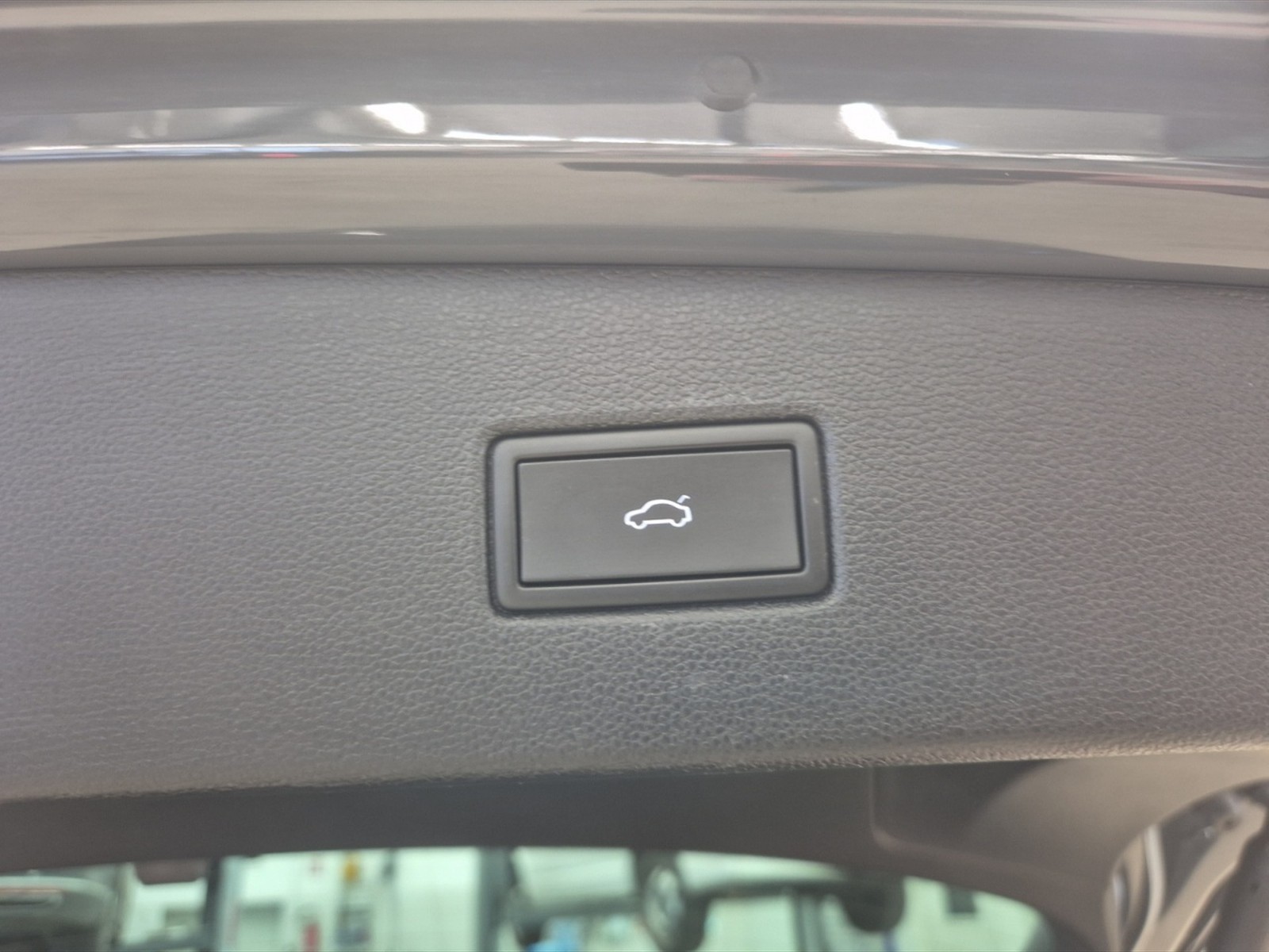 Volkswagen Tiguan 2.0 tdi r-line 4motion 200cv dsg - 23