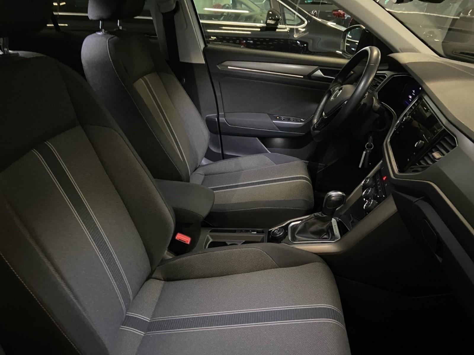 Volkswagen T-Roc 2.0 tdi style 4motion dsg - 9