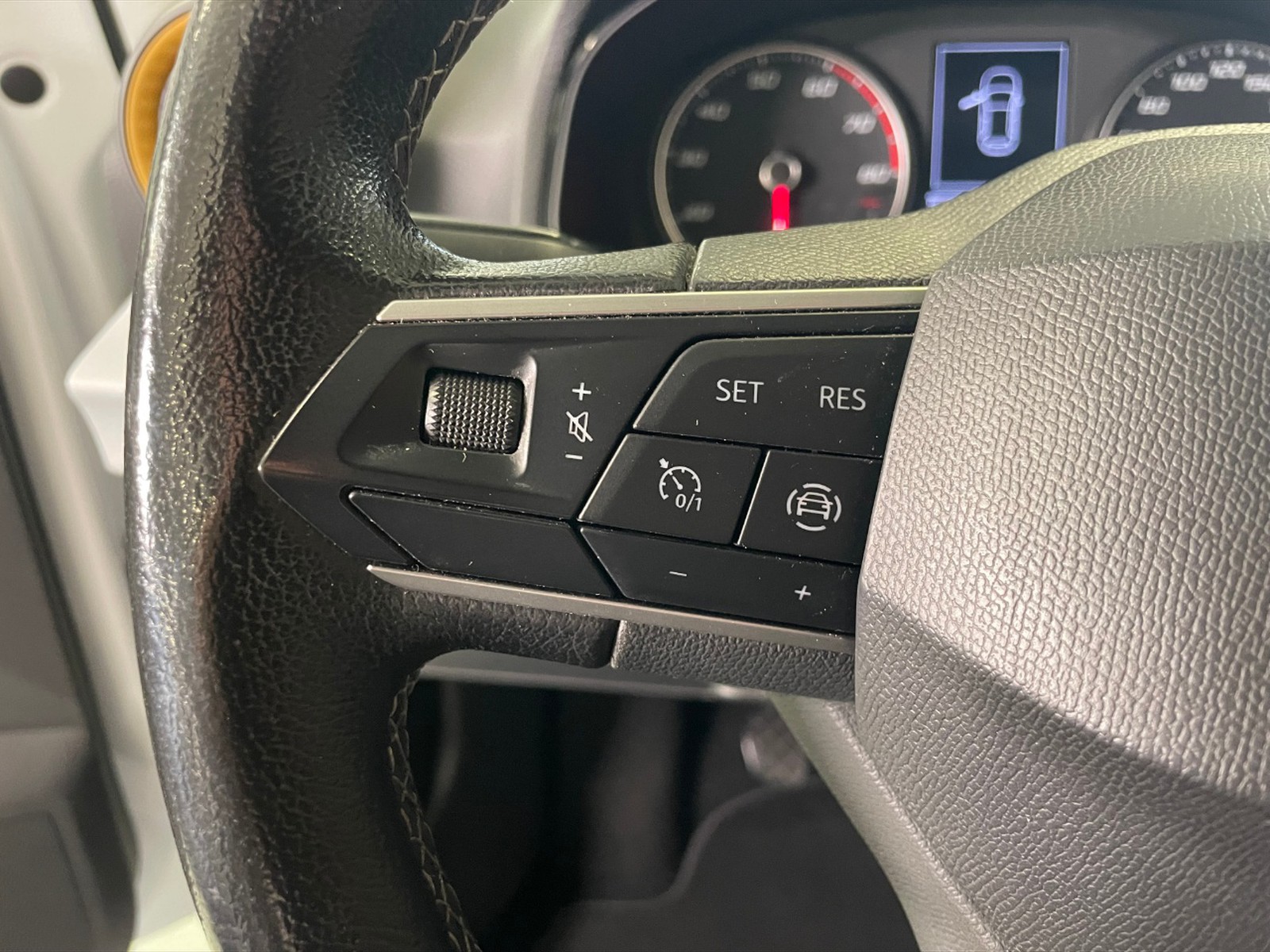 Seat Ibiza 1.0 ecotsi business 95cv - 16